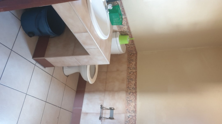 To Let 1 Bedroom Property for Rent in Brandwag Free State